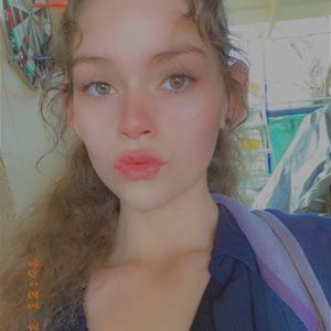 Meet your Posher, Bree